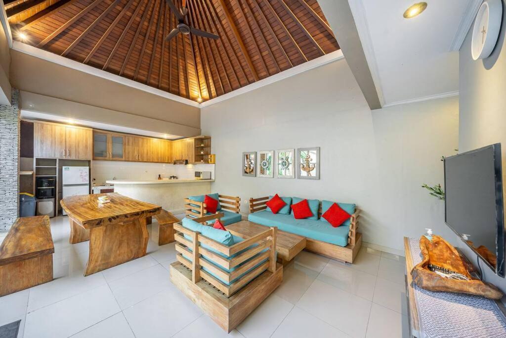 Degani * Seminyak (Bali)